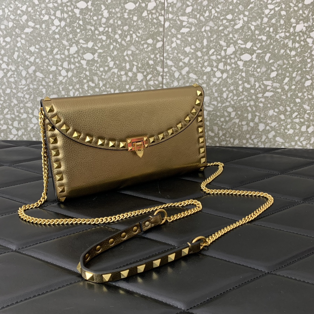 Valentino Garavani Rockstud Small Shoulder Bag in Gold Grainy Calfskin